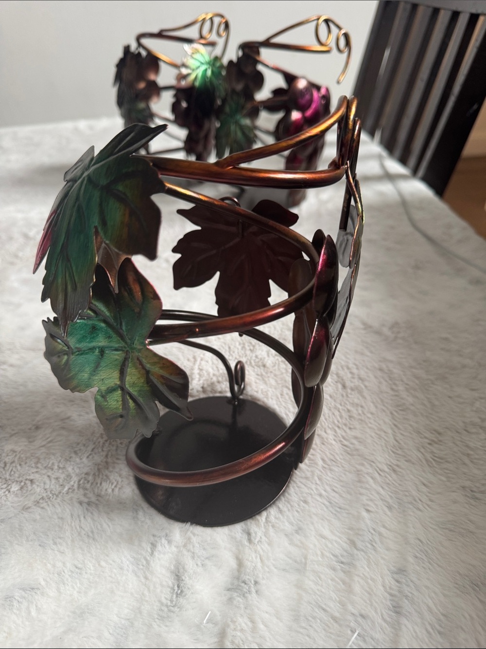 Iridescent Green and Bronze Leaf Metal Wine Bottles Holder